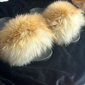 SO REAL BY Gsuwoo Fur Slides